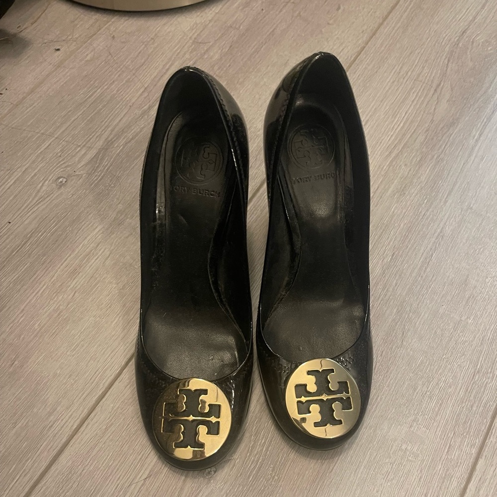 Tory Burch black heel